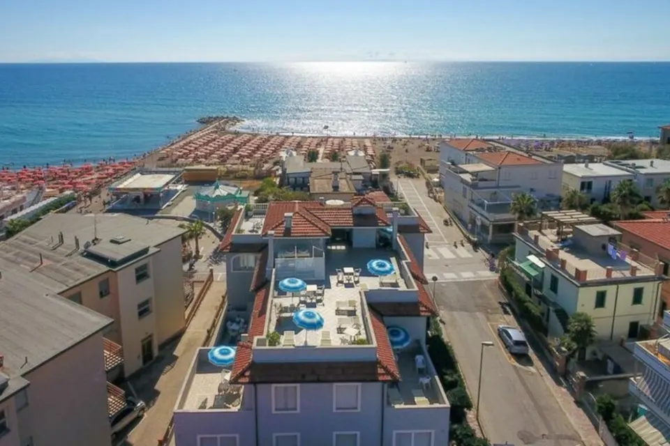HG Hotel II Settebello Cecina-ban 6 nap 5 éj 2 fő részére – 1. kép