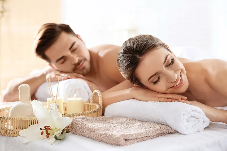 1,5 órás kényeztető thai aromaolajos masszázs 2 fő részére – 1. kép