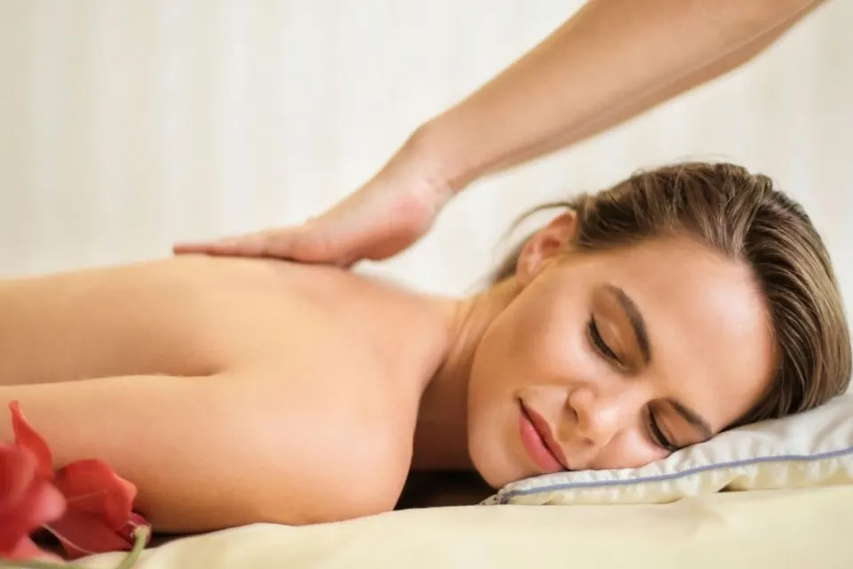 60 perces választható relaxáló masszázs teljes testre – 1. kép